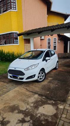 FORD FIESTA 1.6 SE HATCH 16V FLEX 4P MANUAL FORD FIESTA 1.6 SE HATCH 16V FLEX 4P MANUAL